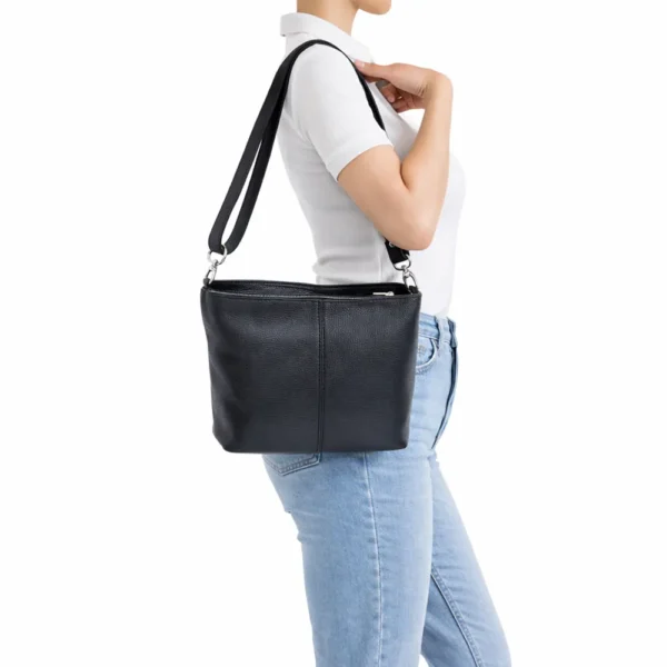 Alternative view of Kožna torba 2224